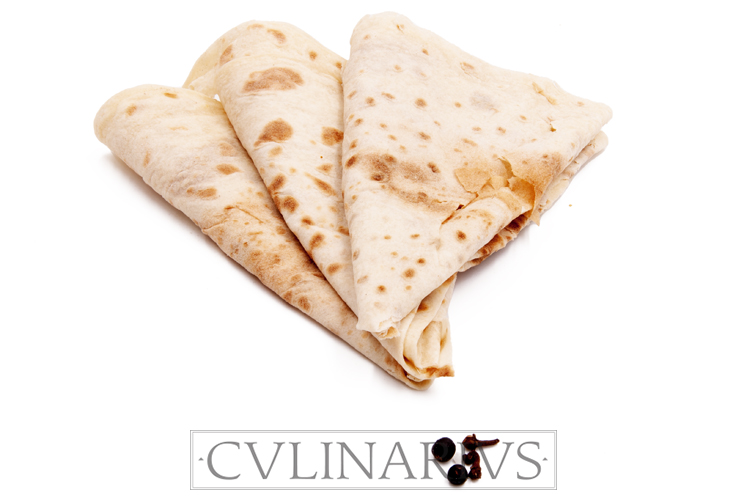 Armeense lavash gevouwen